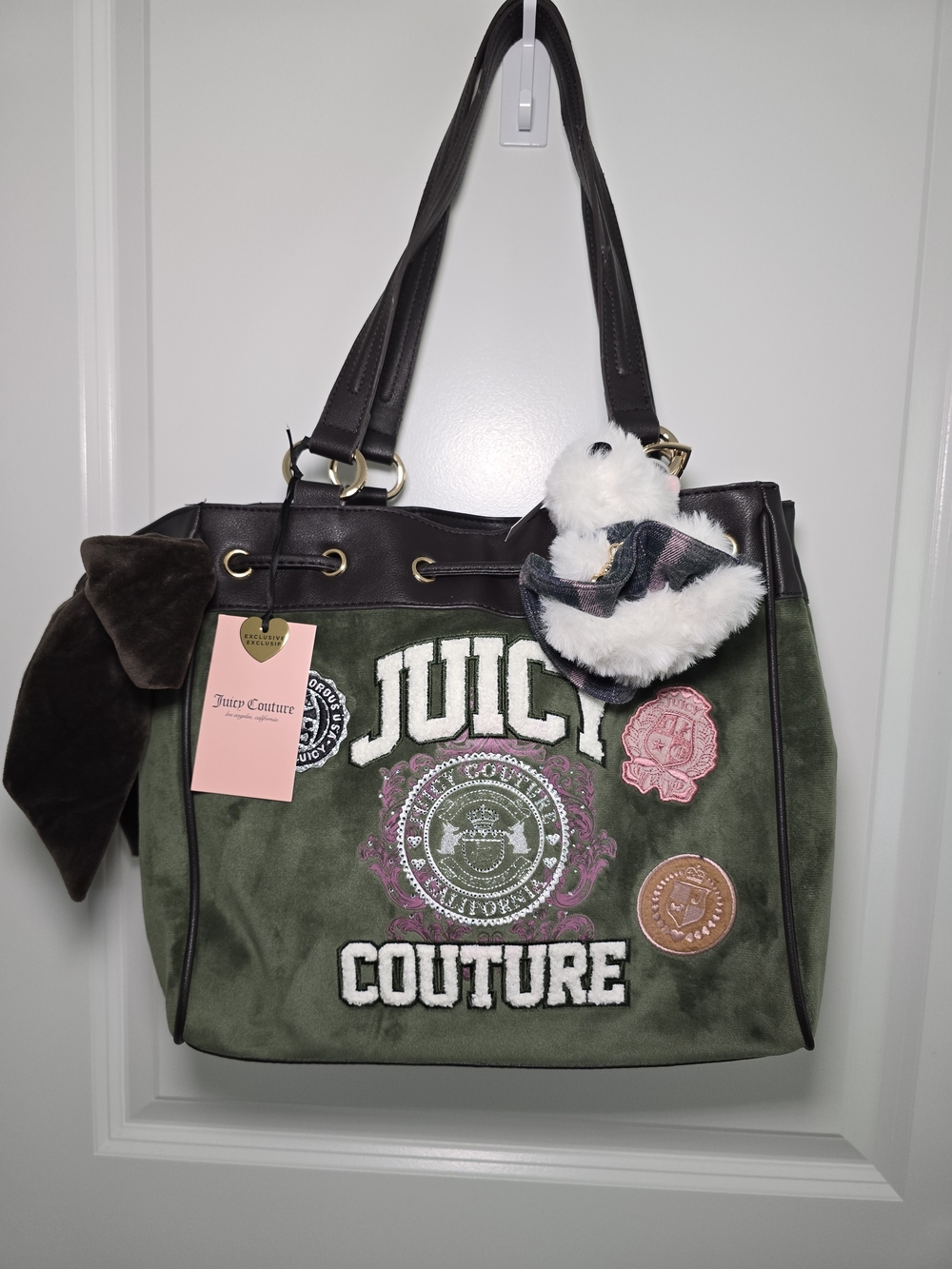 💚 Juicy Couture Super Greens Varsity Tote — NWTBrand new with tags! 💚